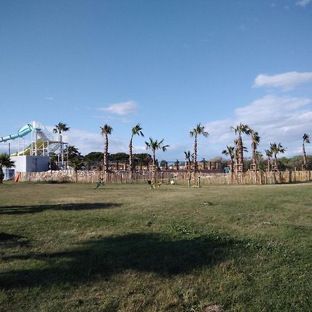 Camping 4 Etoiles Le Lac Des Reves Perols Room photo