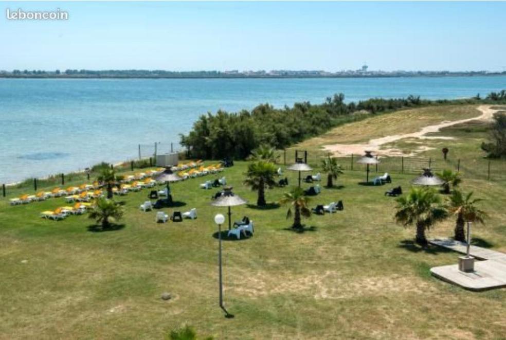 Camping 4 Etoiles Le Lac Des Reves Perols Exterior photo